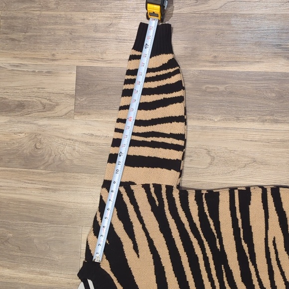 Anine Bing Cheyenne Zebra-Print Cashmere Sweater - Picture 5 of 7